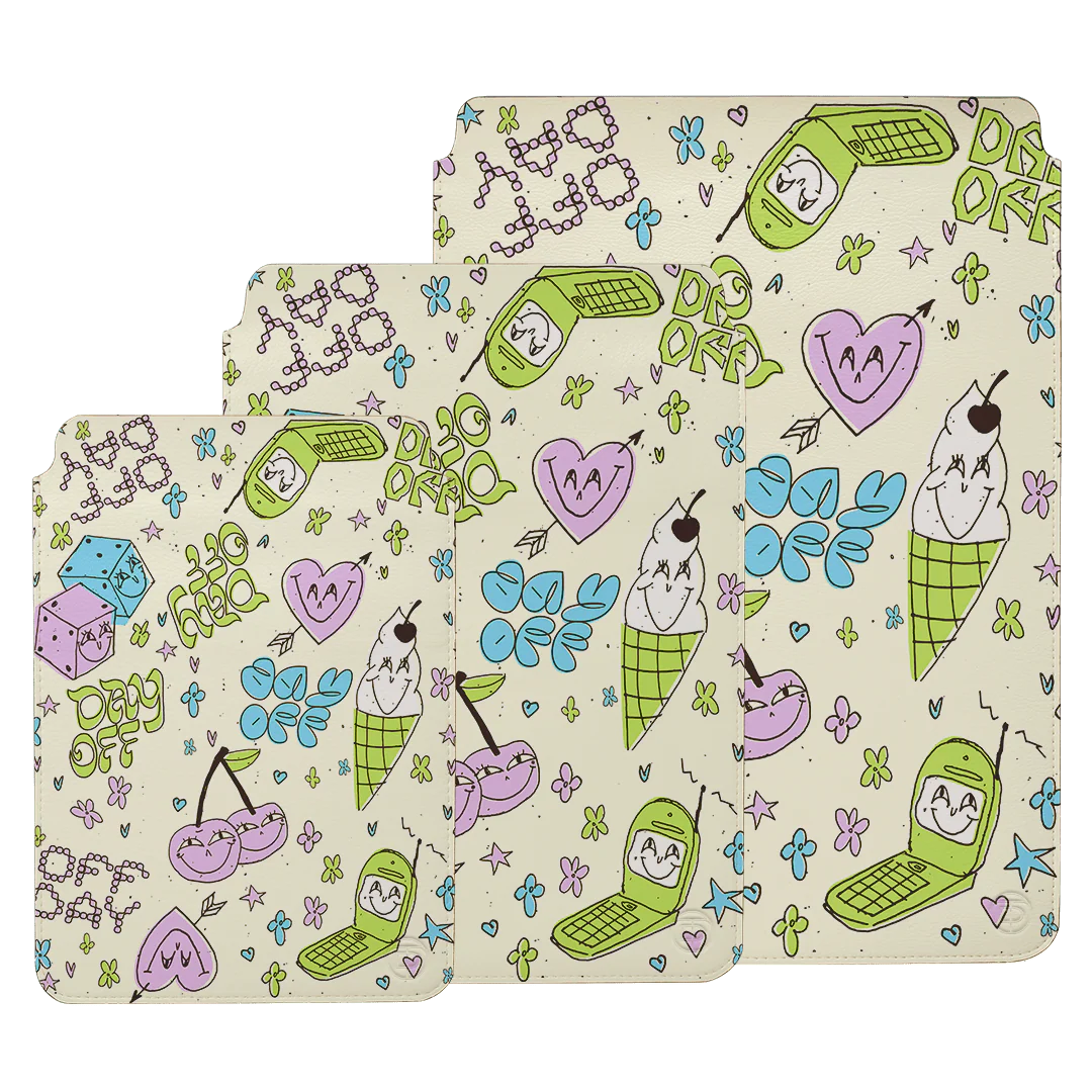 Lucky Dice Laptop & iPad Sleeve - Image 3